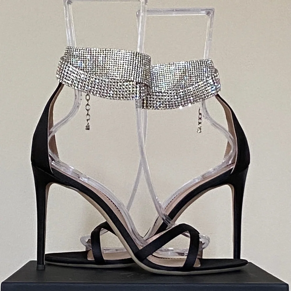 Giuseppe Zanotti Black Kanda Crystal Leather Stiletto Sandals New Size 3…